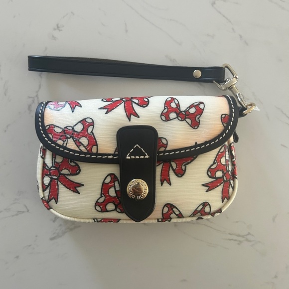 Dooney & Bourke Minnie Bow Wristlet – Polka Dot Red Bows, Coated Canvas- EUC - Picture 2 of 13